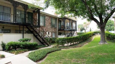 Village at Piney Point Apartments Houston Texas