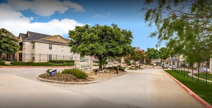 University Oaks Apartments San Antonio Texas