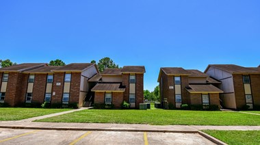 Oak Bend Apartments Waller Texas