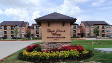 Greenhouse Village Apartments Cypress Texas