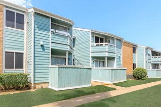Apollo Palms Apartments Seabrook Texas