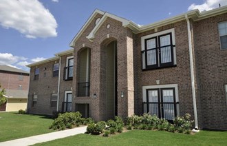 Skytop Apartments Conroe Texas