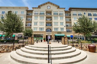 Lofts at Watters Creek Allen Texas