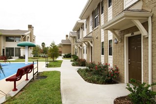 Villa Del Prado Apartments Houston Texas