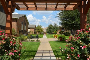 Parkway Villas Apartments Grand Prairie Texas