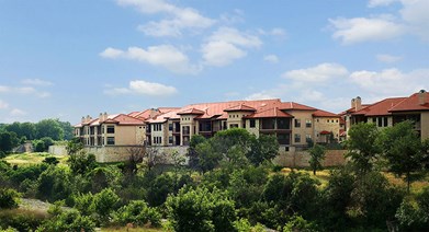 Muir Lake Apartments Cedar Park Texas