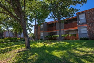 2121 Apartments Arlington Texas