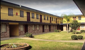 Las Brisas Apartments Angleton Texas