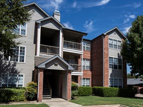 Landmark at Gleneagles I & II Apartments Dallas Texas