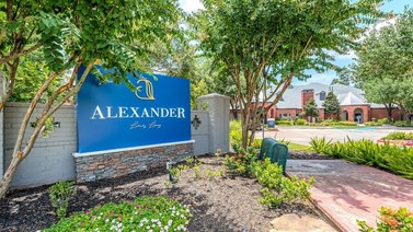 Alexander Luxury Living Apartments The Woodlands Texas