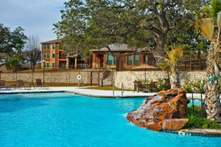 Hills at Fair Oaks Apartments Boerne Texas