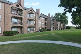 Madison on the Lake Apartments Houston Texas