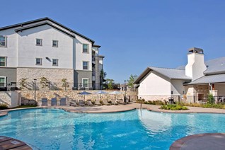 Estancia Villas Apartments Austin Texas