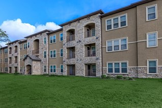 Summit at Hirsch Road Apartments Houston Texas