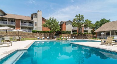 Vistas at Hackberry Creek Apartments Irving Texas