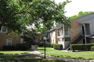 Arbors at Town Square Apartments Pasadena Texas