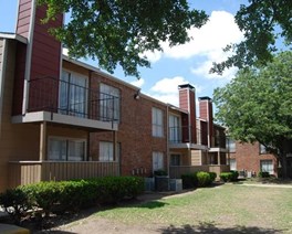 Vineyards at Arlington II Apartments Arlington Texas