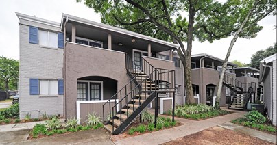 Bend at Oak Forest Apartments Houston Texas
