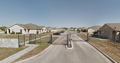 Highland Oaks Apartments Floresville Texas