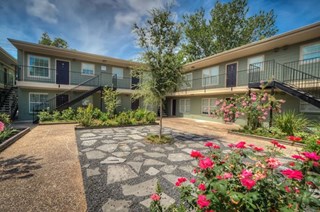 214 W 17th Apartments Houston Texas