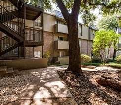 Carlisle on the Katy Trail Apartments Dallas Texas