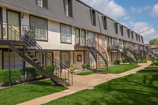 Tiffanys at the Galleria II Apartments Houston Texas