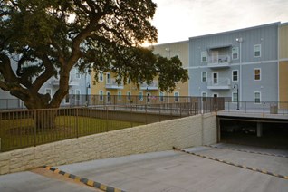 24 Longview Apartments Austin Texas