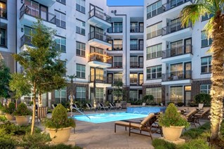 Luxia Swiss Avenue Apartments Dallas Texas