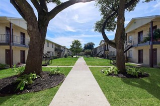 Celtic Apartments Houston Texas