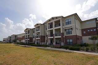 Falcon at Grand Harbor Apartments Katy Texas