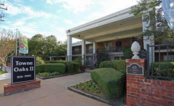 Towne Oaks II Apartments Austin Texas