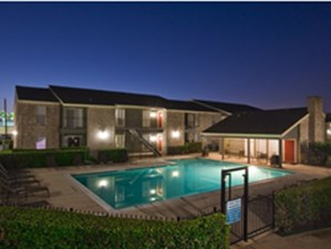 Sage Hollow Apartments Houston - $799+ for 1 & 2 Bed Apts