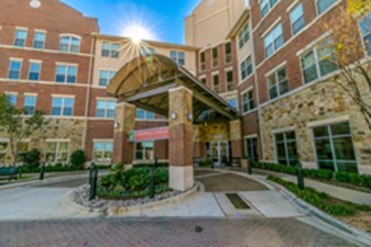 Mustang Station II Farmers Branch - $1110+ for 1, 2 & 3 Beds