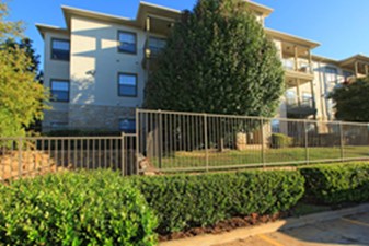 Coventry Apartments Denton - $930+ for 1, 2 & 3 Bed Apts