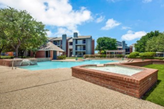 Park Village Dallas - $816+ for 1, 2 & 3 Bed Apts