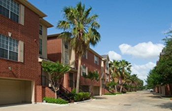 Camden Holly Springs Houston - $989+ for 1, 2 & 3 Beds