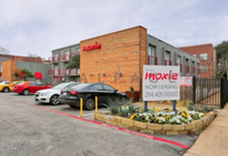 Moxie Apartments Dallas - $900+ for 1 & 2 Bed Apartments