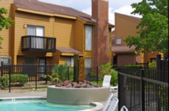 Oaks of Kingwood Apartments - $835+ for 1 & 2 Bed Apts