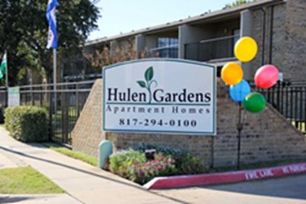 Hulen Gardens Fort Worth - $770+ for 1, 2 & 3 Bed Apts