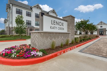 Lenox Katy Creek Apartments Houston Texas