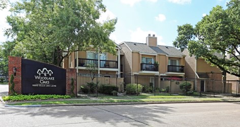 Woodlake Oaks Apartments Houston Texas