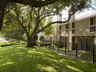 Finley West Apartments Houston Texas