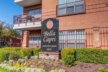 Bella Capri Apartments Houston Texas