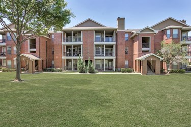 Windsor Westbridge Apartments Carrollton Texas