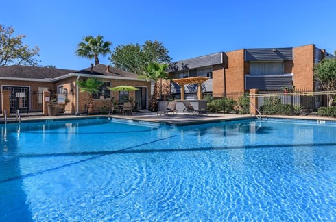 Townhomes on Three Webster, TX
