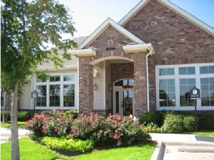 West Virginia Park Dallas, TX