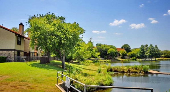 Lakehill Townhomes Carrollton, TX