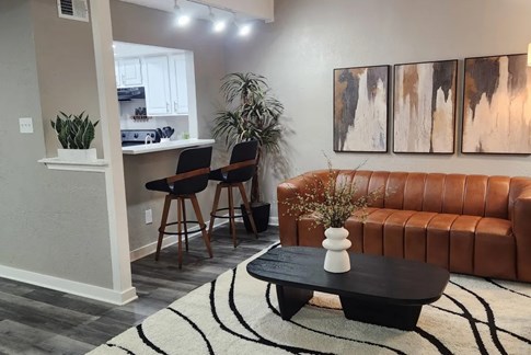 Broadway Villas Garland, TX