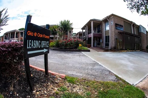 Gia @ Oak Forest Houston, TX