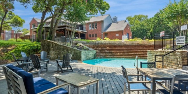 Verandahs at Cliffside Arlington, TX